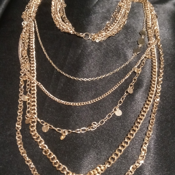 Gold tone long layered necklace 36 inches long. - Picture 14 of 14